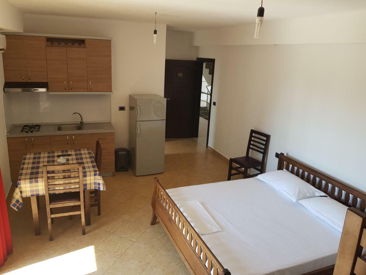 Hotel Horizonti Blu Shëngjin Esterno foto